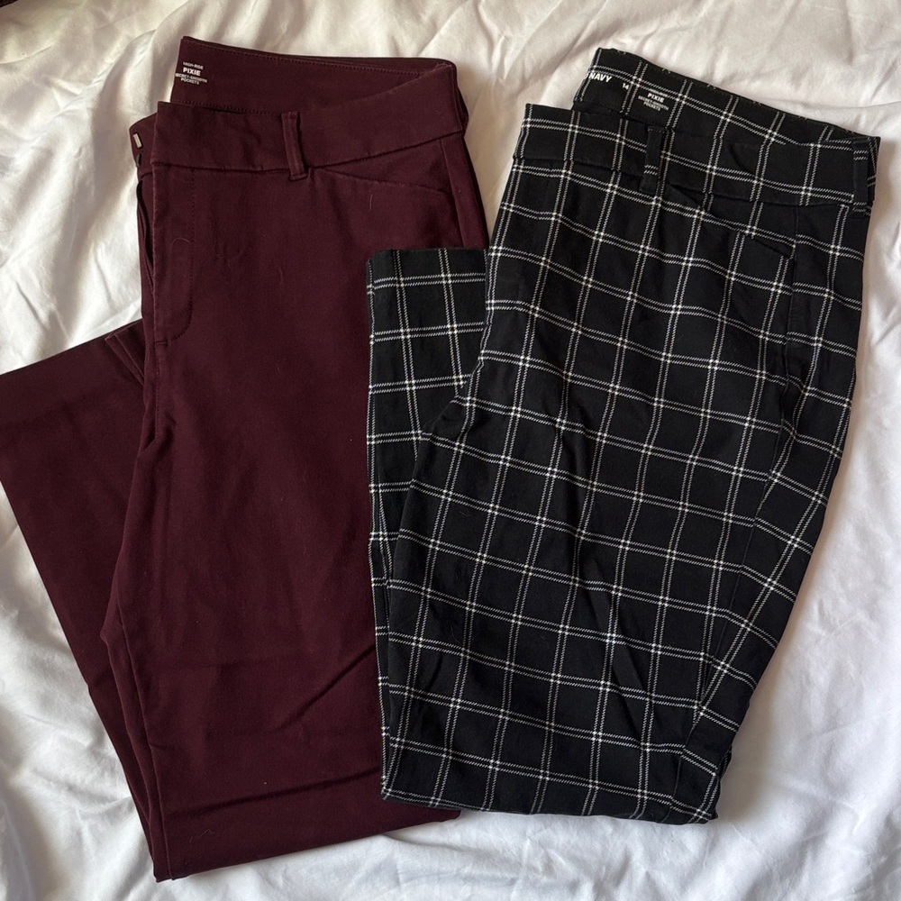 Lot of 2 pairs of Old Navy pixie pants. EUC. Size 14.